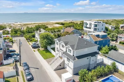 50 Buxton St, Lido Beach, NY 11561