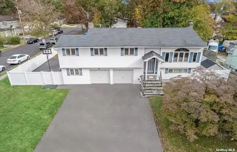 23 Carleton Ave, Islip Terrace, NY 11752