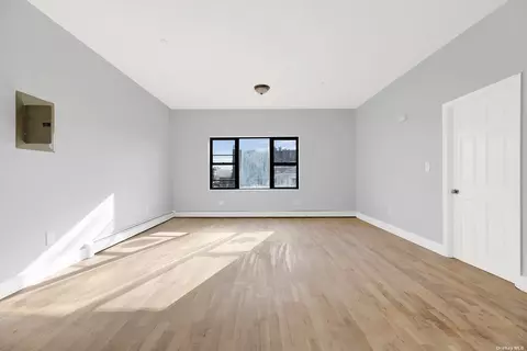 527 Glenmore Ave, Brooklyn, NY 11207