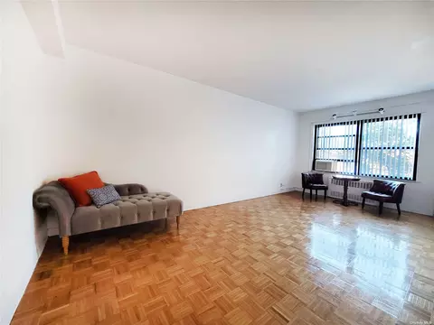 64-34 102st #5H, Rego Park, NY 11374