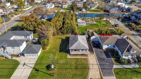 254 Grand Central Ave, Amityville, NY 11701