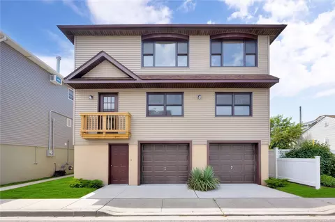 7 Boyd St, Long Beach, NY 11561