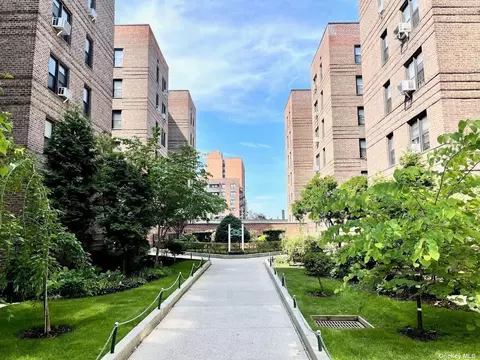 43-34 Union St #1E, Flushing, NY 11355
