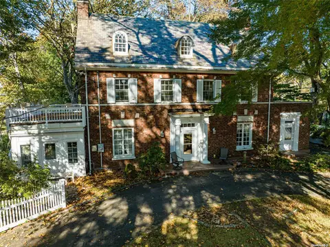 47 Highland Rd, Glen Cove, NY 11542