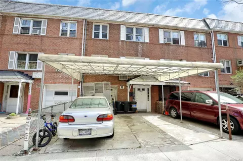 32-25 92nd St, East Elmhurst, NY 11369