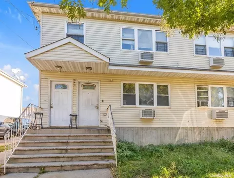 648 Beach 68th St, Arverne, NY 11692