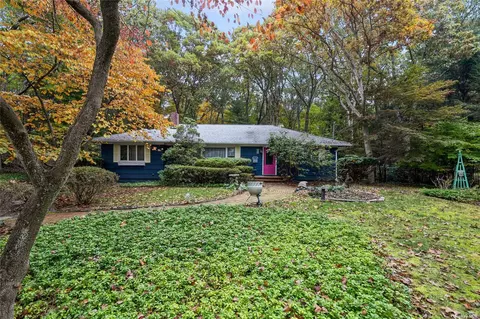73 Stony Hill Path, Smithtown, NY 11787