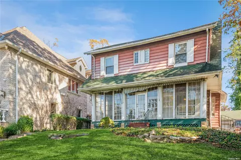 86-63 Clio St, Holliswood, NY 11423