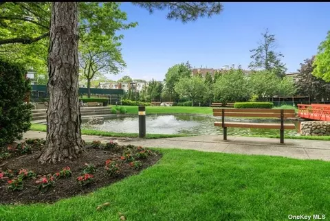 2 Bay Club Dr #6Z1, Bayside, NY 11360