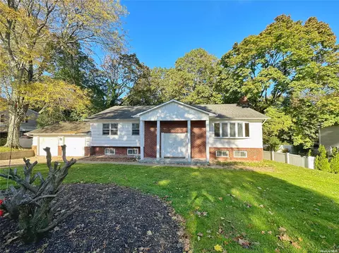 16 Pine Dr N # -C, Roslyn, NY 11576