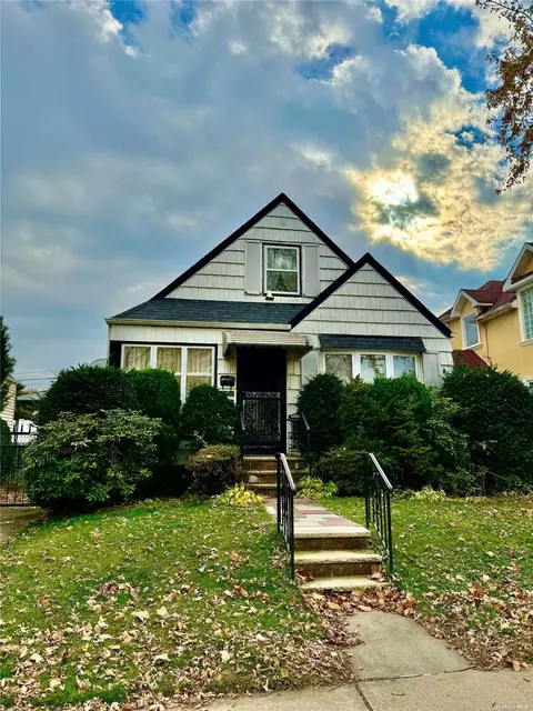 166-20 20th Ave, Flushing, NY 11357