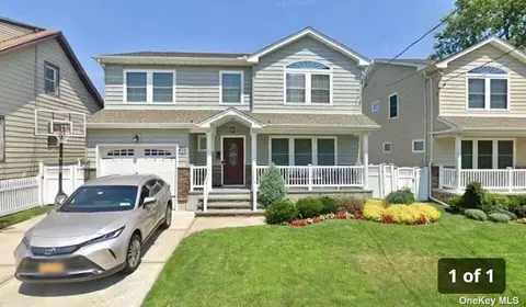 408 Roquette Ave, South Floral Park, NY 11001
