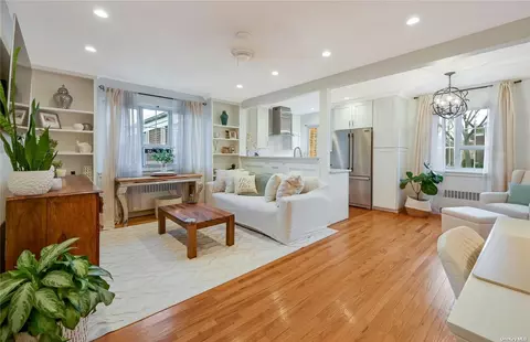 44 Nathan Hale Dr #58B, Huntington, NY 11743