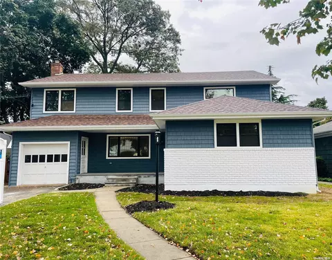 22 Harriet, Malverne, NY 11565