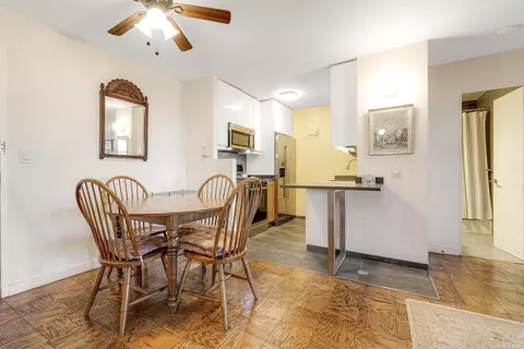 70-25 Yellowstone Blvd #17E, Forest Hills, NY 11375