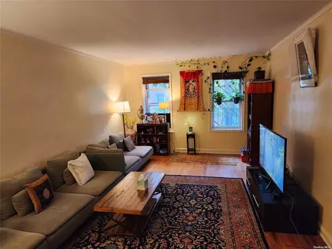 110-55 72nd Rd #309, Forest Hills, NY 11375