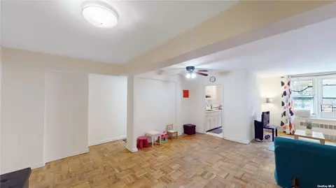 33-44 91 St #1M, Jackson Heights, NY 11372
