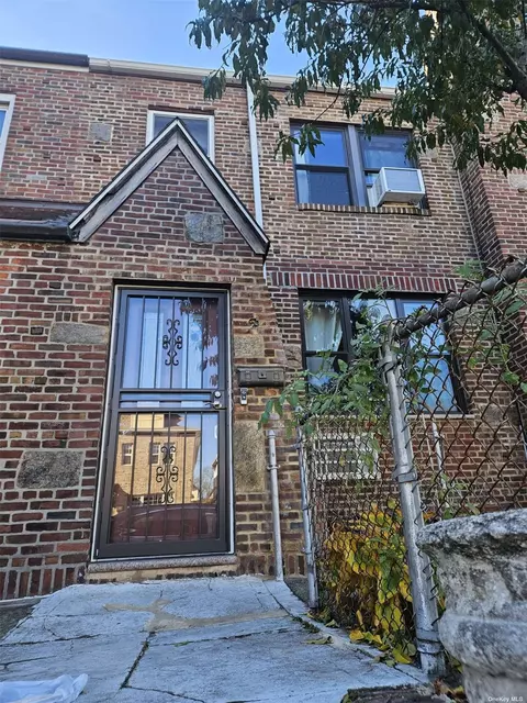26-42 91st St, East Elmhurst, NY 11369
