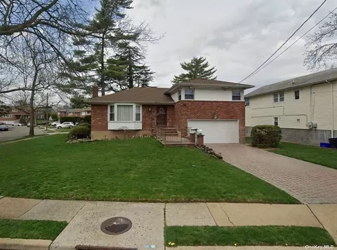 1488 Woodside Ave, North Baldwin, NY 11510