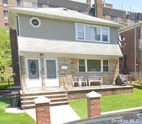 15-03 201st St, Bayside, NY 11360