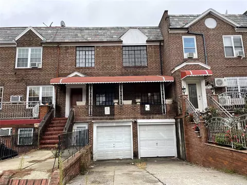 35-50 Crescent St, Astoria, NY 11106