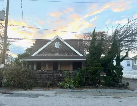 43 Malone Ave, East Atlantic Beach, NY 11561