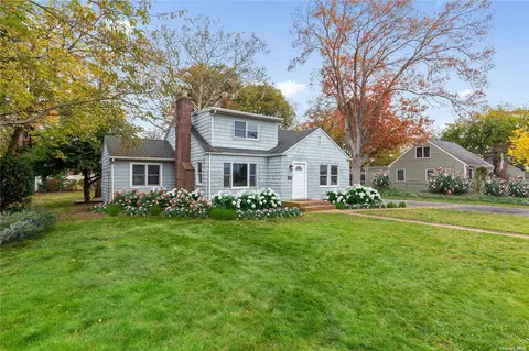 1334 Richland Blvd, Bay Shore, NY 11706