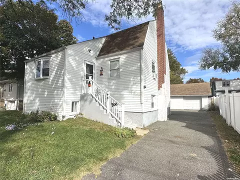 43 Westside Ave, Freeport, NY 11520 photo 1