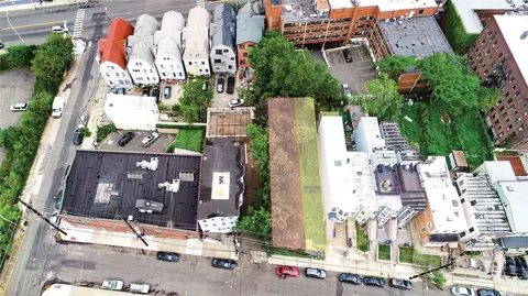 445 Mercer St, Out Of Area Town, NY 07302