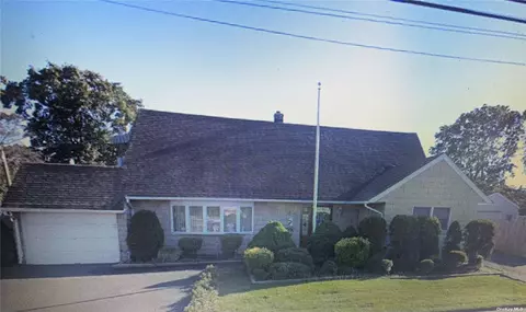 2192 Union Blvd, Bay Shore, NY 11706