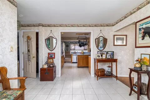 Undisclosed, Smithtown, NY 11787