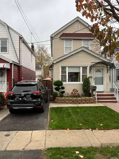 89-40 213th St, Queens Village, NY 11427