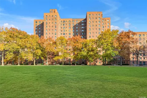 1555 Odell St #5H, Bronx, NY 10462