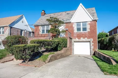 457 E Penn St, Long Beach, NY 11561