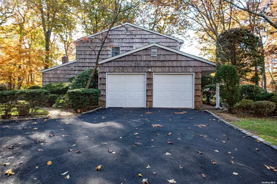 52 Randolph Dr, Dix Hills, NY 11746 30 Photos Movoto