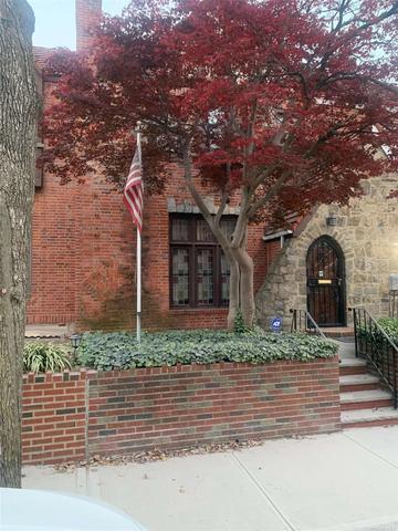 130-55 226th St, Laurelton, NY 11413