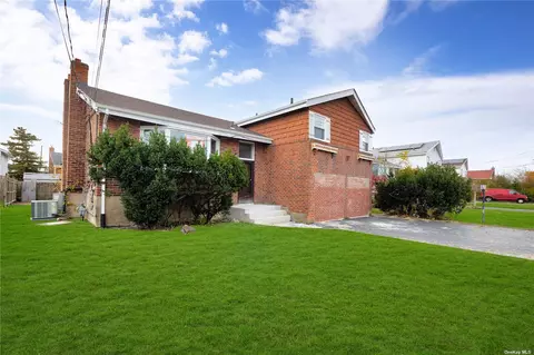 972 Van Buren St, Baldwin, NY 11510