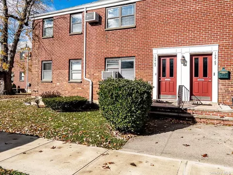 199-63 21 Ave #1-95, Whitestone, NY 11357