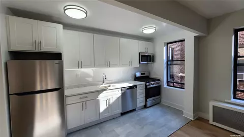 2199 Holland Ave #5N, Bronx, NY 10462