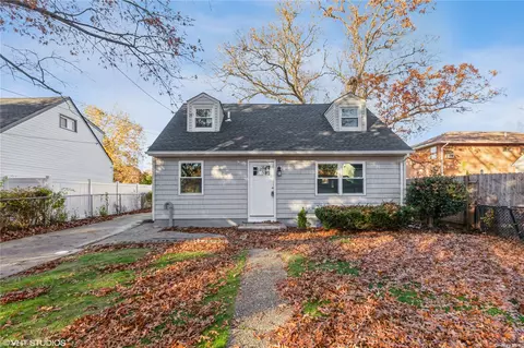 490 Jefferson Ave, Rockville Centre, NY 11570