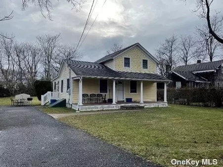 8 12 Electric St, Patchogue, NY 11772
