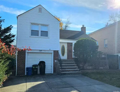 147-12 75th Ave, Flushing, NY 11367 photo 1