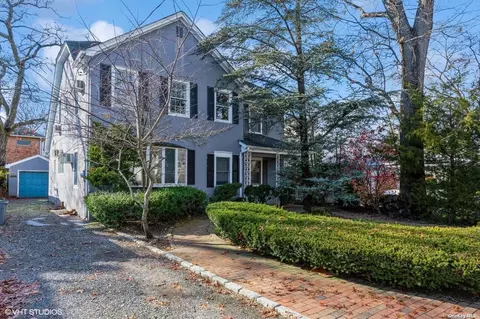 235 Oakwood Ave, Cedarhurst, NY 11516