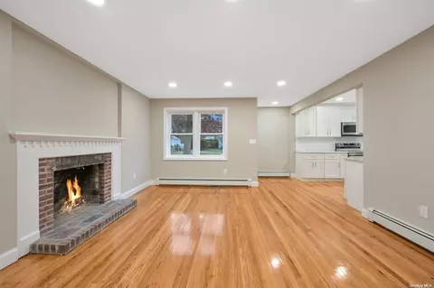 104 Donegan Ave, Patchogue, NY 11772