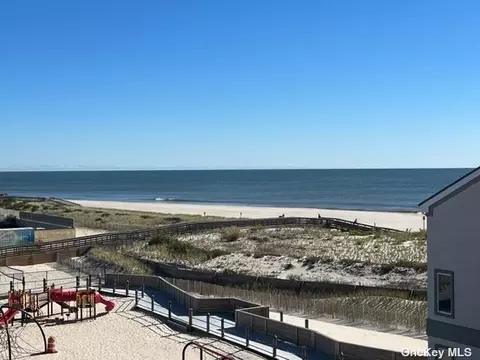 750 Shore Rd #4G, Long Beach, NY 11561