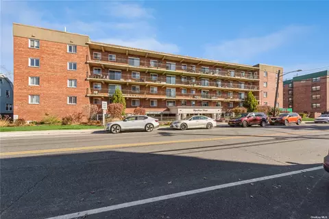 200 Atlantic Ave #325, Lynbrook, NY 11563