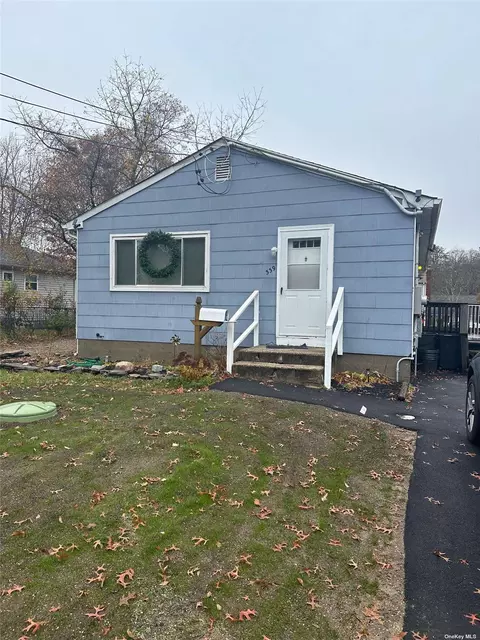 339 State Ave, Wyandanch, NY 11798