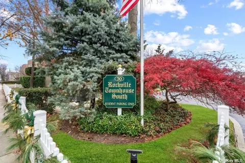 70 Maine Ave #3, Rockville Centre, NY 11570