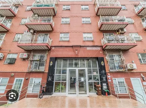 132-36 Pople Ave #3E, Flushing, NY 11355