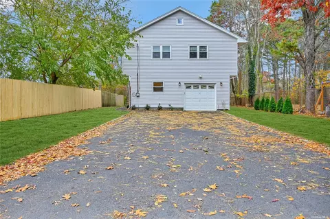 62 W Lake Dr, Patchogue, NY 11772